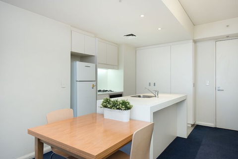Barangaroo City View H329 - Lismore Accommodation 6