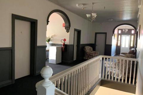 Kellys Top Pub - Lismore Accommodation 1