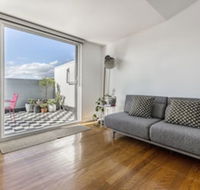 Fabulous Fitzroy Converted Warehouse - Lismore Accommodation