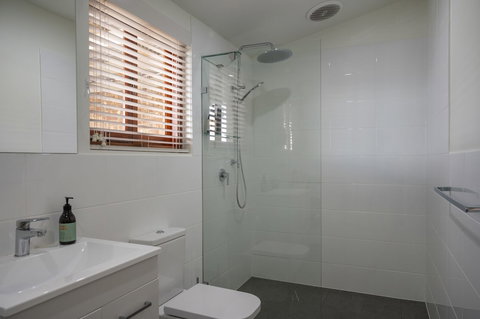 131 Your Vineyard Home In The Heart Of The Vale - Lismore Accommodation 1