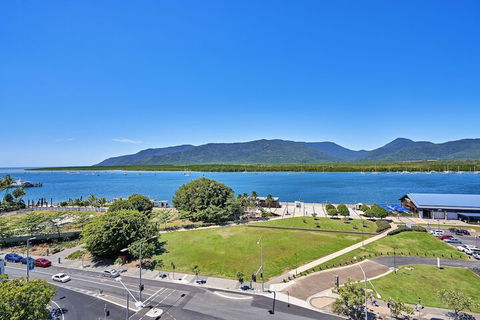 Belle Escapes Luxury Penthouse With Ocean Views - Lismore Accommodation 1