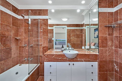 Belle Escapes Luxury Penthouse With Ocean Views - Lismore Accommodation 2