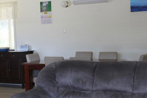 Beach Shack - Lismore Accommodation 2