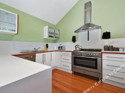 Family Friendly Weatherboard Cottage - Lismore Accommodation 5
