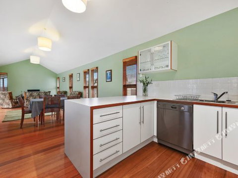 Family Friendly Weatherboard Cottage - Lismore Accommodation 0