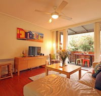 Colour Pop - Rejuvenate Stays - Lismore Accommodation