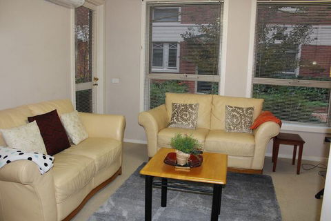 Australian Home Away At Box Hill 2 Bedroom - Lismore Accommodation 5