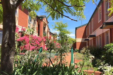 Australian Home Away At Box Hill 2 Bedroom - Lismore Accommodation 2