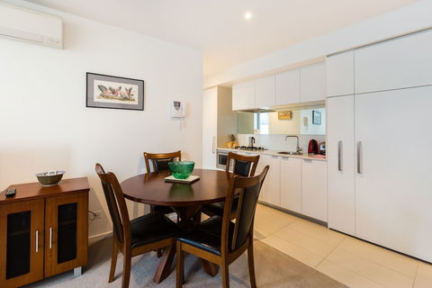 TIARA, 1BDR Southbank Apartment - Lismore Accommodation 0