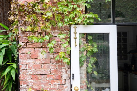 Adderley A Striking 1880s Restored Victorian - Lismore Accommodation 1