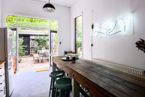 Adderley A Striking 1880s Restored Victorian - Lismore Accommodation 5