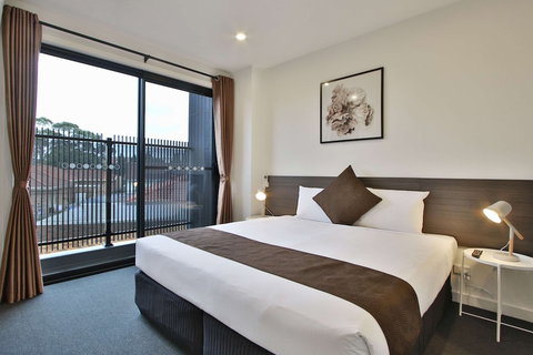 Quality Apartments Dandenong - Lismore Accommodation 1