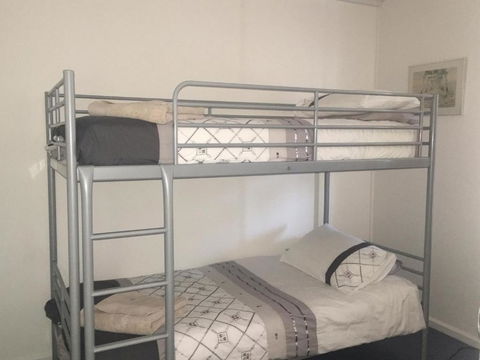 Blakeney Holiday House - Lismore Accommodation 2