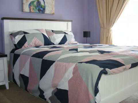 Numurkah Apartments The Saxton - Lismore Accommodation 6