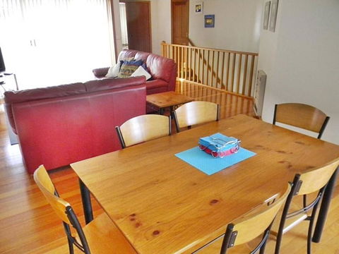 LAKESIDE2 - Lismore Accommodation 3