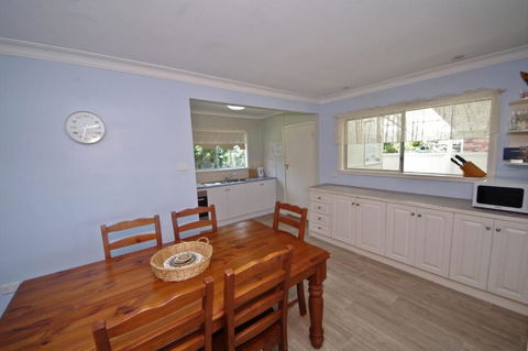 Billys On Main 44 Main Street - Lismore Accommodation 3