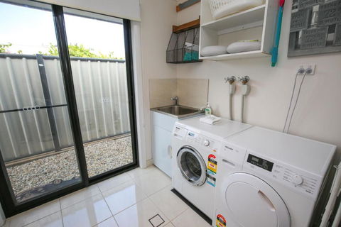 Bright Uptown - Lismore Accommodation 1