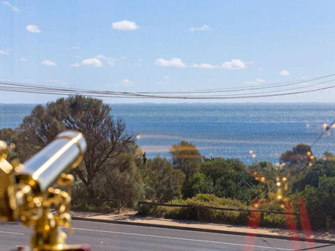 BEACH BELLE MORNINGTON - Lismore Accommodation 6