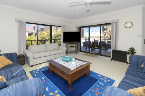 Al Mare No 2 42a - Lismore Accommodation 5