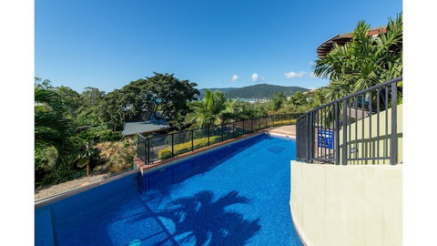 Ambience Of Airlie - Airlie Beach - Lismore Accommodation 3
