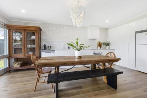 SUNKISSED MORNINGTON - Lismore Accommodation 4