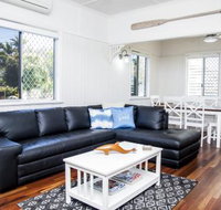 Urangan Harbour Cottage - Lismore Accommodation