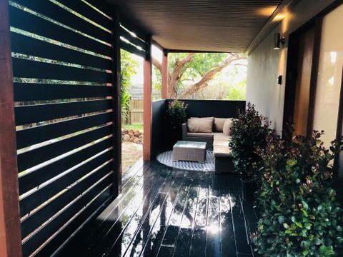 Carinya Coastal Cottage - Lismore Accommodation 1