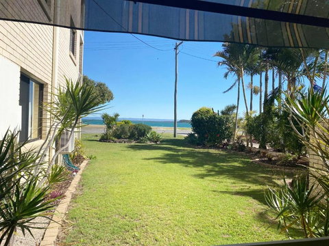 Dolphin View On South Esplanade - Lismore Accommodation 5