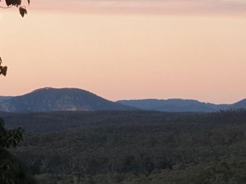 NEW Winston Cottage Leura Views & Location - Lismore Accommodation 3