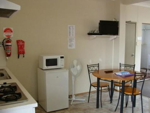 Bogong 3 - Lismore Accommodation 2