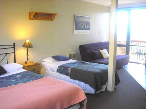 Bogong 3 - Lismore Accommodation 5