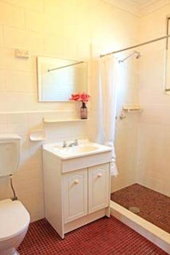 Bogong 3 - Lismore Accommodation 4