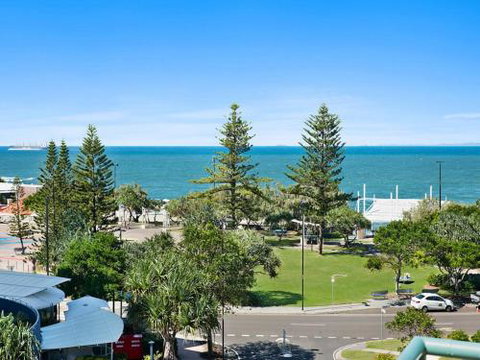 Unit 7 Fair Haven Kings Beach Excellent Views! - Lismore Accommodation 0
