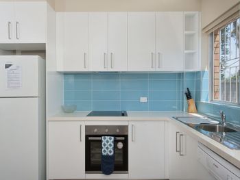 Bel Mare Unit 1 / 1 Shoal Bay Road - Lismore Accommodation 1