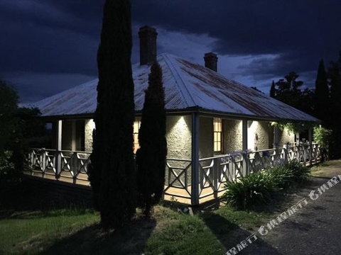 Beechworth 4a Albert Road - Lismore Accommodation 3