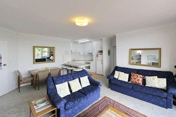 Blue Waters Unit 8 Shoal Bay - Lismore Accommodation 2