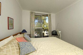 Blue Waters Unit 8 Shoal Bay - Lismore Accommodation 6