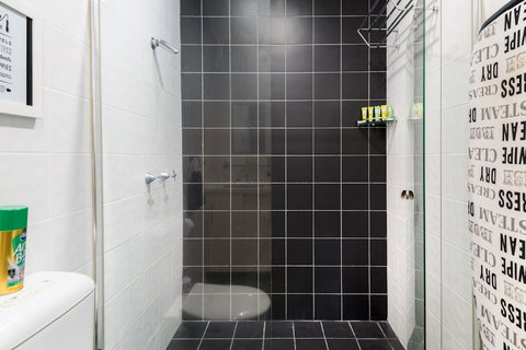 Studio 64 Oyster Bay Modern 3 Bedroom - Lismore Accommodation 3