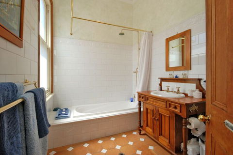 Above Bored Bed & Breakfast - Lismore Accommodation 6