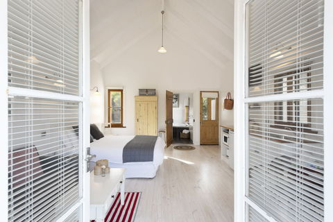 Beach Huts Middleton - Lismore Accommodation 3