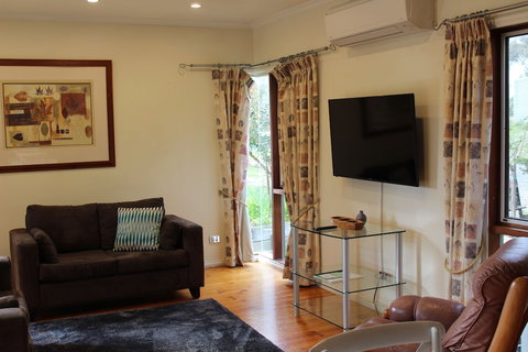 Australian Home Away At Wonga Park Brushy Creek - Lismore Accommodation 6