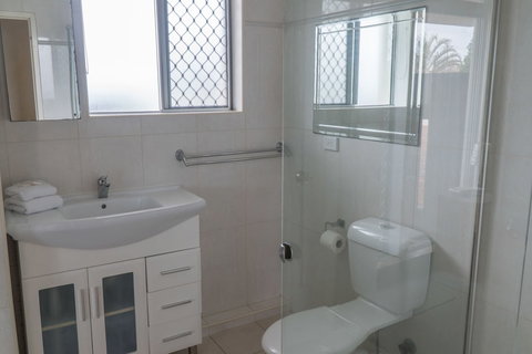 Foreshore Apartments - Lismore Accommodation 4