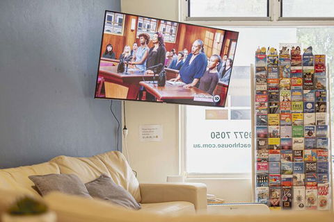 Manly Beach House - Lismore Accommodation 2