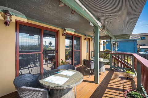 Anchors Aweigh Narooma - Lismore Accommodation 3