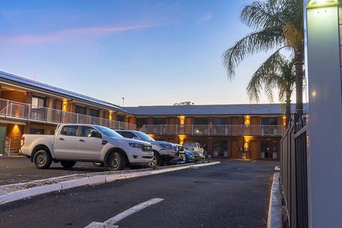 The Palms Motel Dubbo - Lismore Accommodation 2