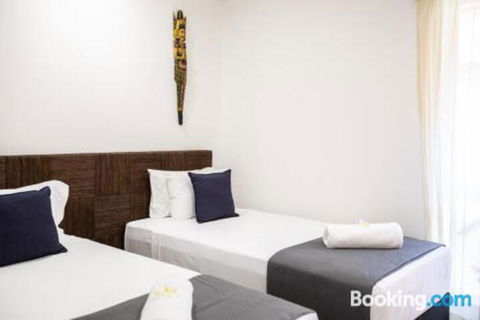 Beachfront Hideaway Port Douglas - Lismore Accommodation 3
