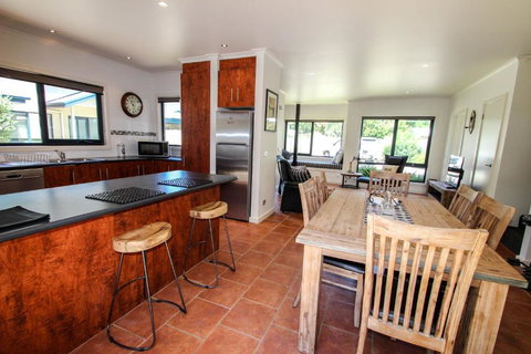 Avignon In Bright - Lismore Accommodation 1