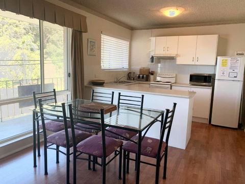 5 SHOAL TOWERS 11 SHOAL BAY RD FANTASTIC LOCATION WITH WATER VIEWS - Lismore Accommodation 6