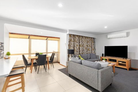 City Four Apartment - Lismore Accommodation 1