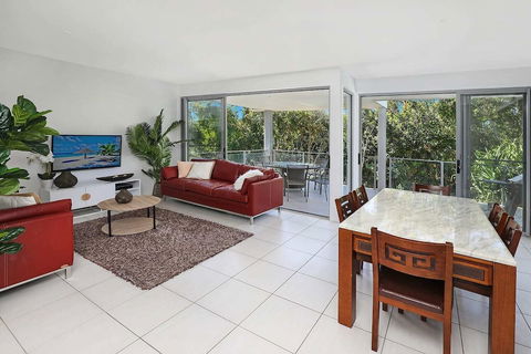 Northshor-Ultimate Beach House - Lismore Accommodation 2